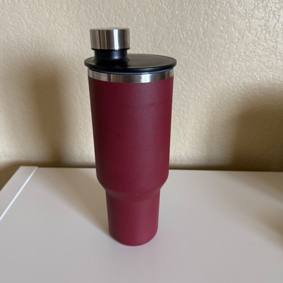 Stanley 40 oz Tumbler Burgundy Stainless Steel Insulated  Mug leak proof lid - Picture 3 of 6